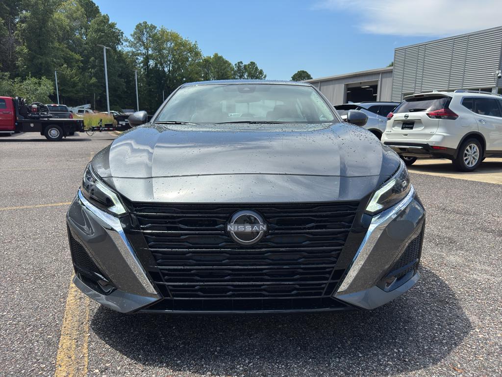new 2025 Nissan Altima car, priced at $30,695