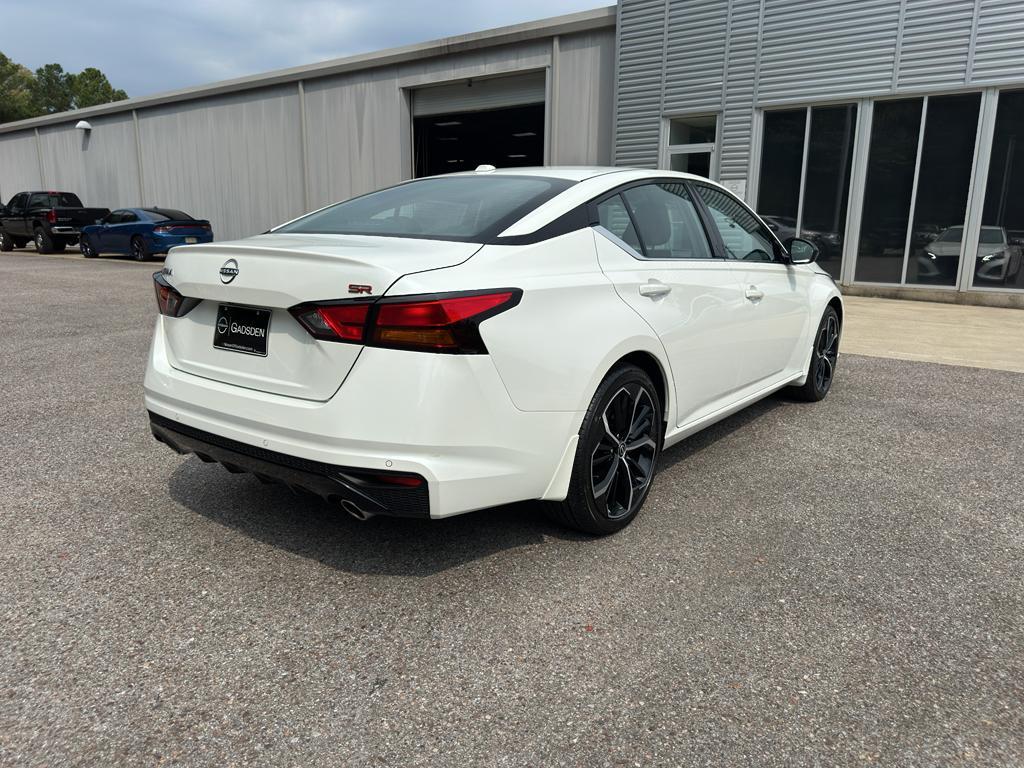 new 2025 Nissan Altima car, priced at $28,990