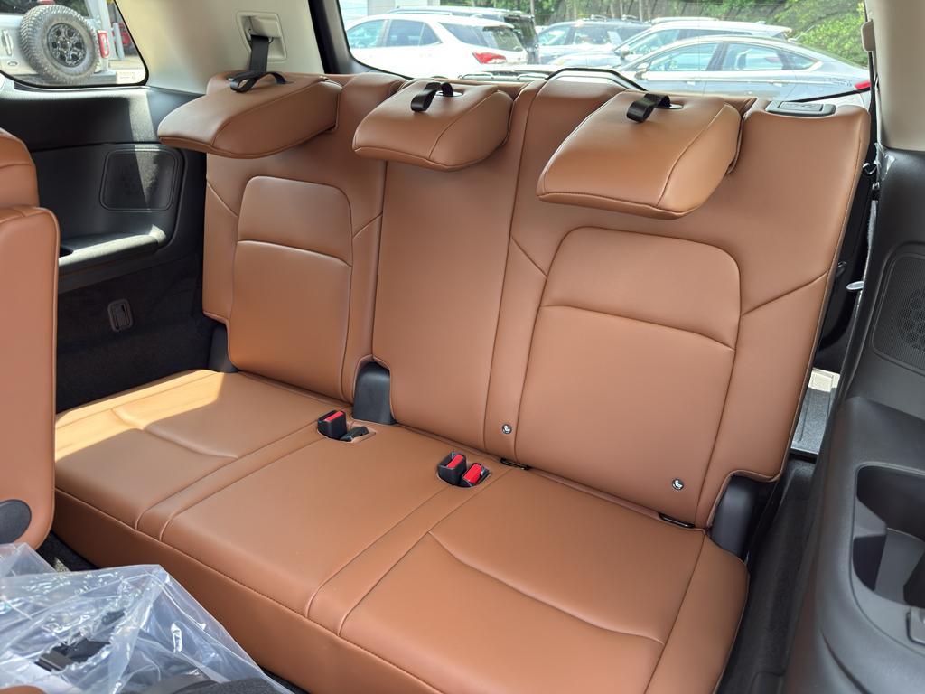 new 2025 Nissan Pathfinder car, priced at $52,401