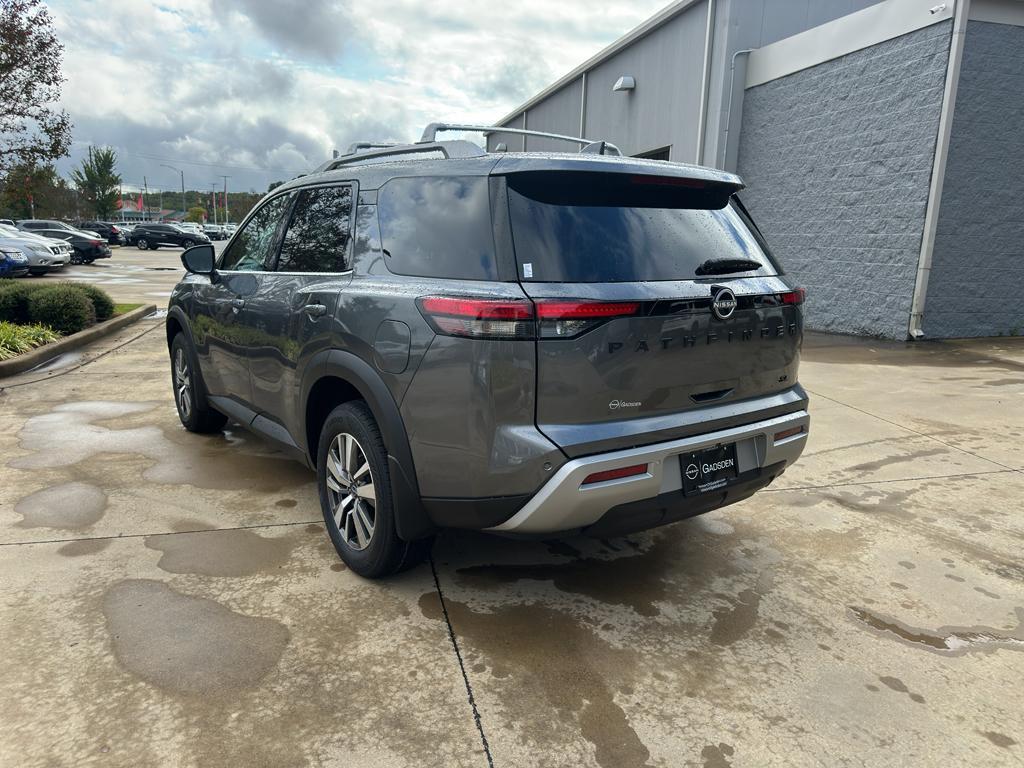 new 2025 Nissan Pathfinder car, priced at $41,290