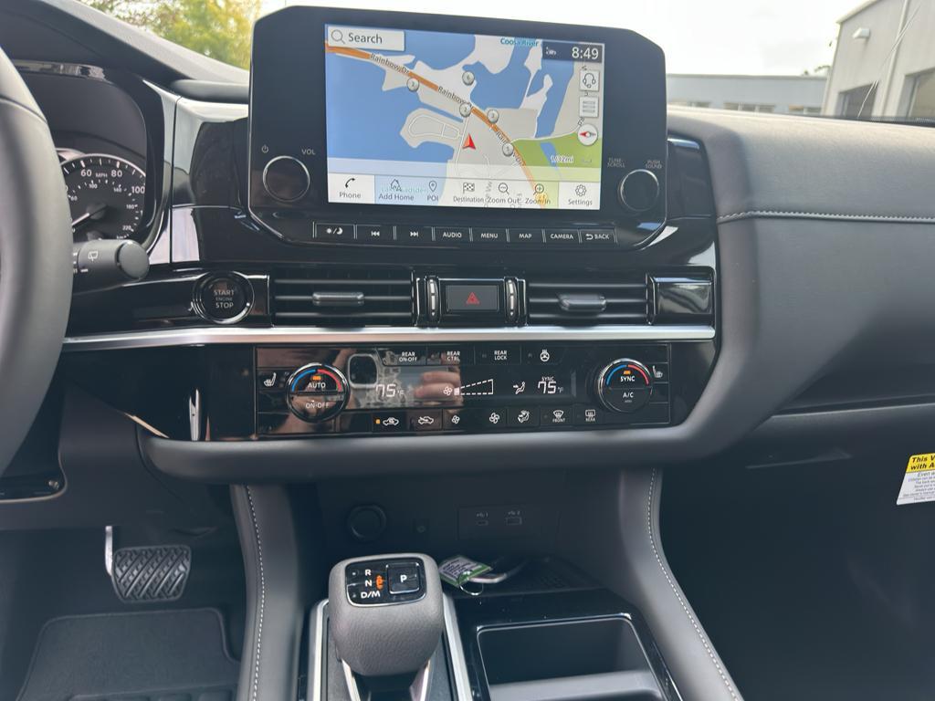 new 2025 Nissan Pathfinder car, priced at $41,290