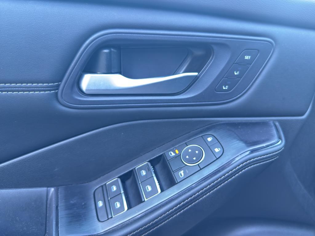 used 2023 Nissan Rogue car, priced at $28,990