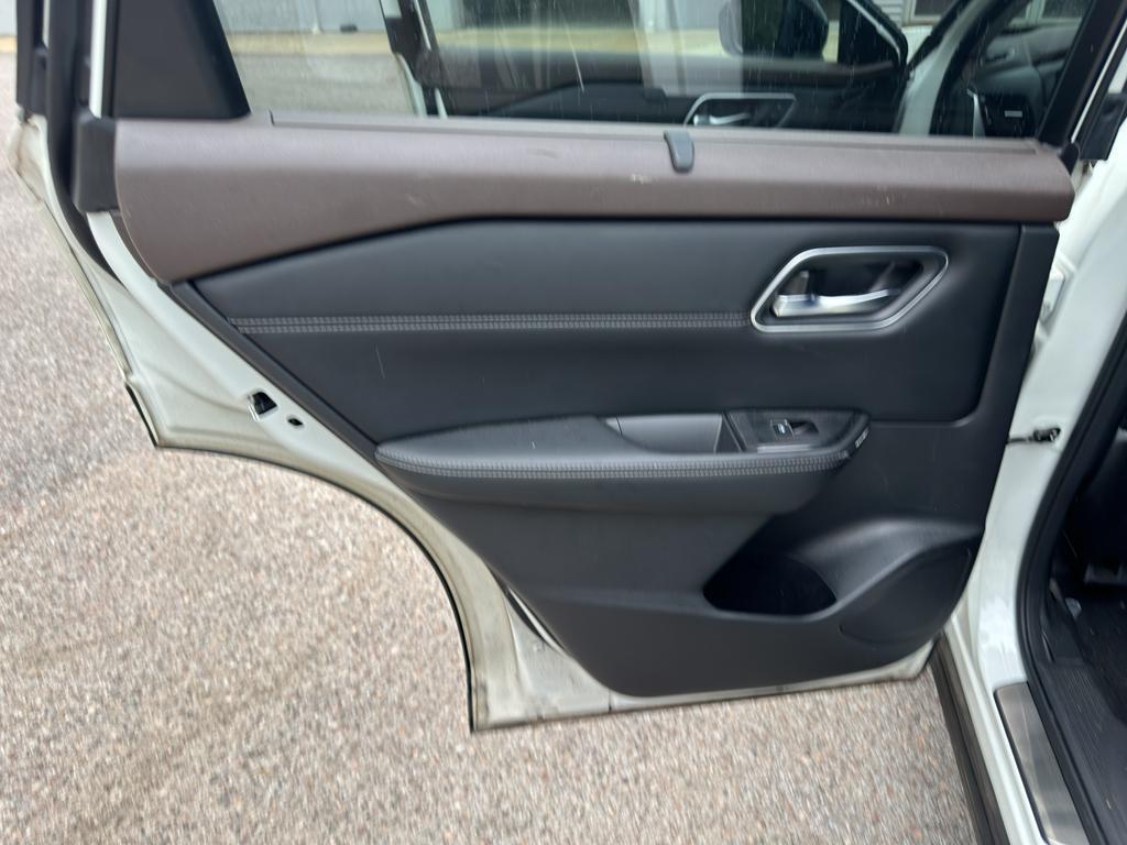 used 2023 Nissan Rogue car, priced at $25,899