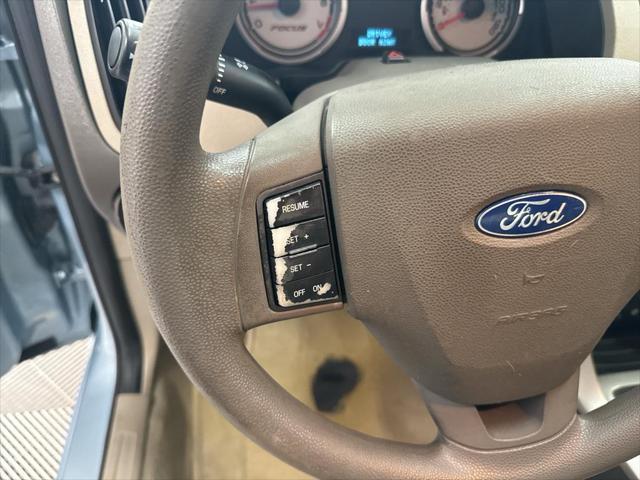 used 2009 Ford Focus car, priced at $4,900