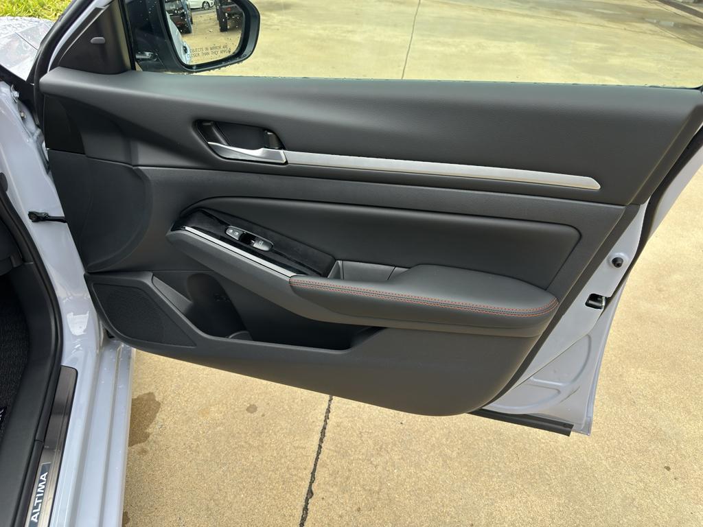 new 2025 Nissan Altima car, priced at $30,290