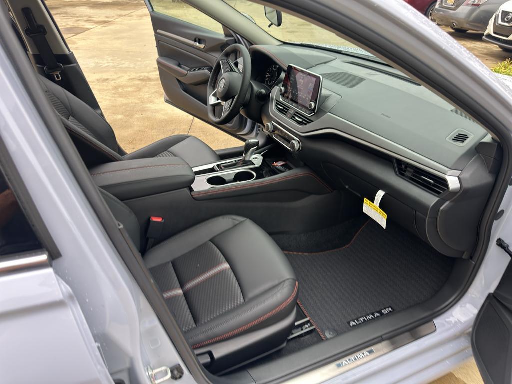 new 2025 Nissan Altima car, priced at $30,290
