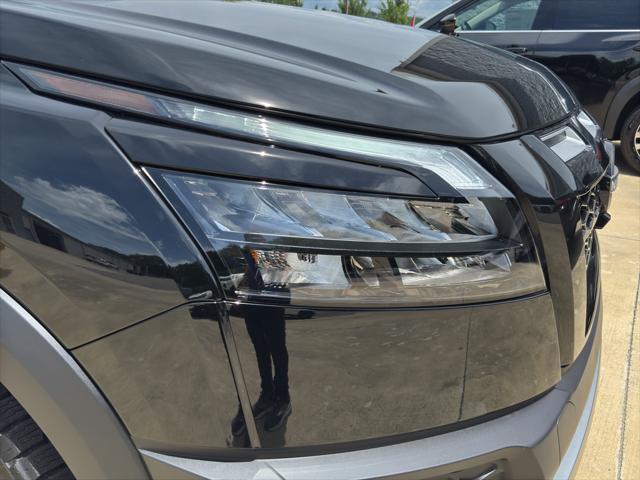 new 2025 Nissan Pathfinder car, priced at $46,595