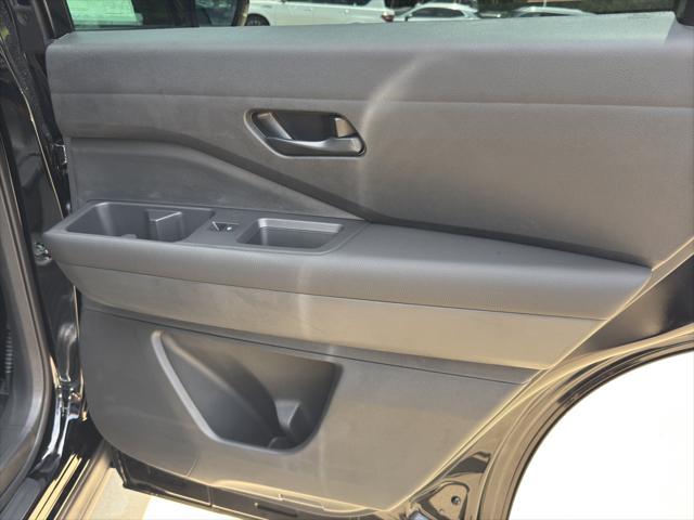 new 2025 Nissan Pathfinder car, priced at $46,595