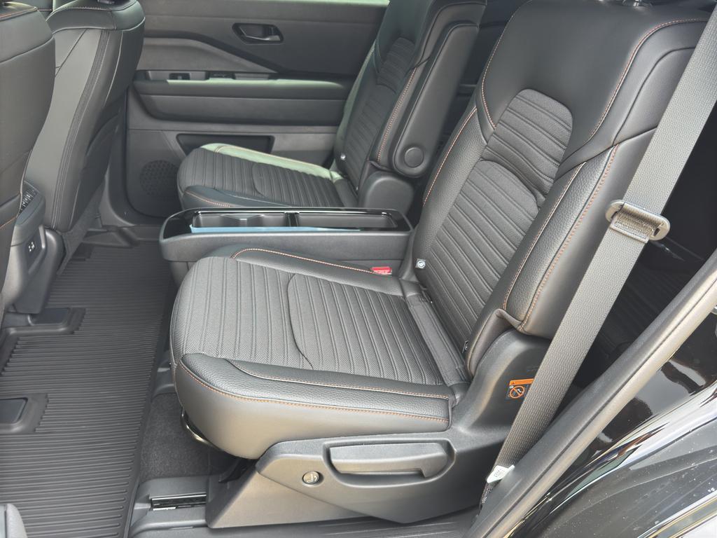 new 2025 Nissan Pathfinder car, priced at $45,395