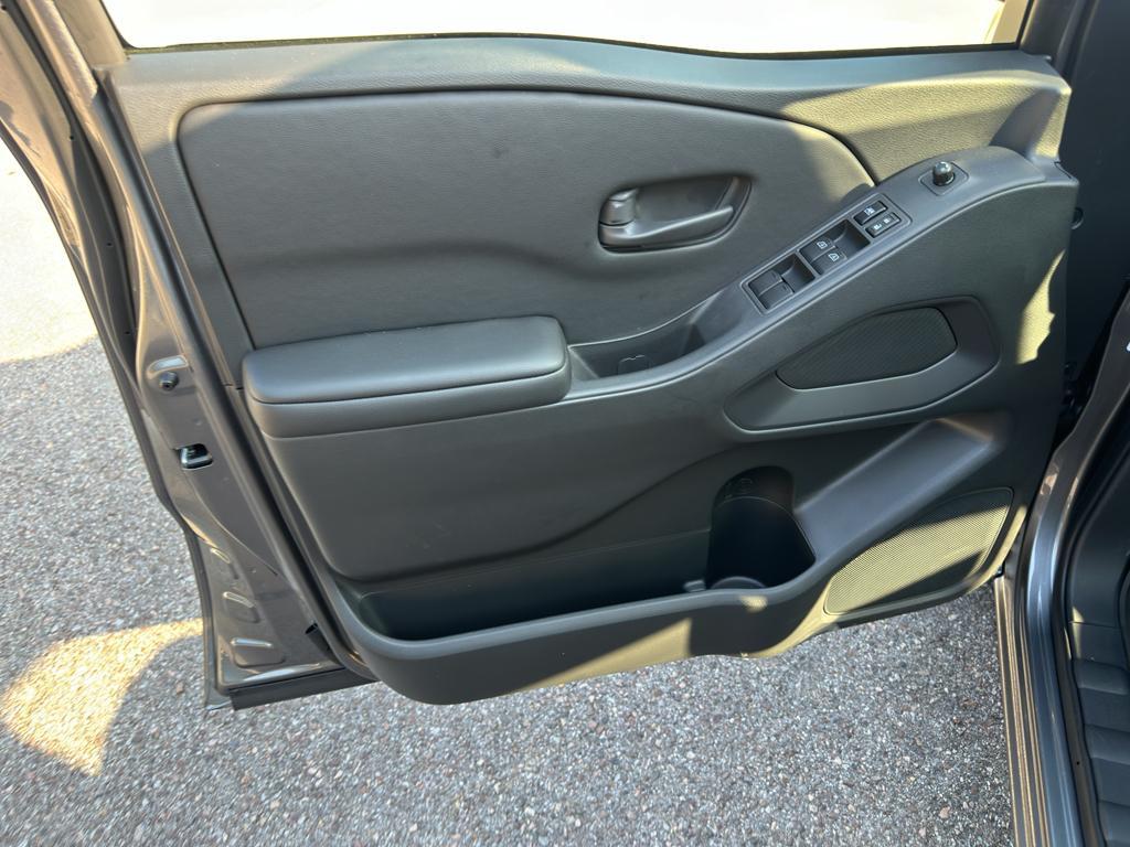 new 2026 Nissan Frontier car, priced at $38,490