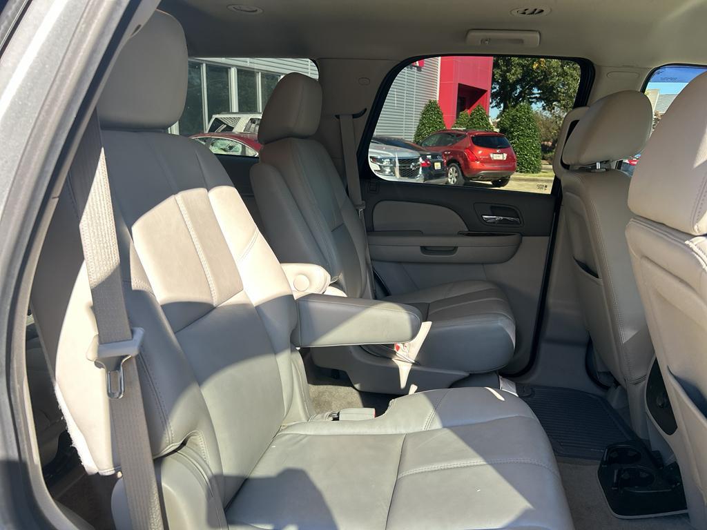 used 2013 GMC Yukon car, priced at $12,990