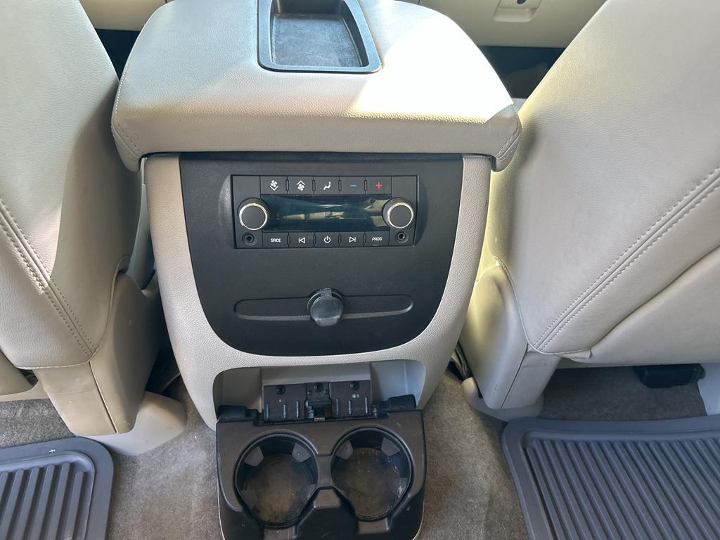 used 2013 GMC Yukon car, priced at $12,990