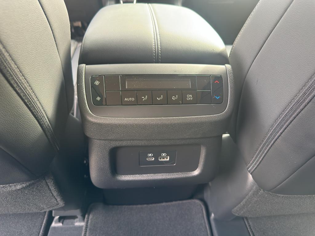 new 2025 Nissan Pathfinder car, priced at $44,990