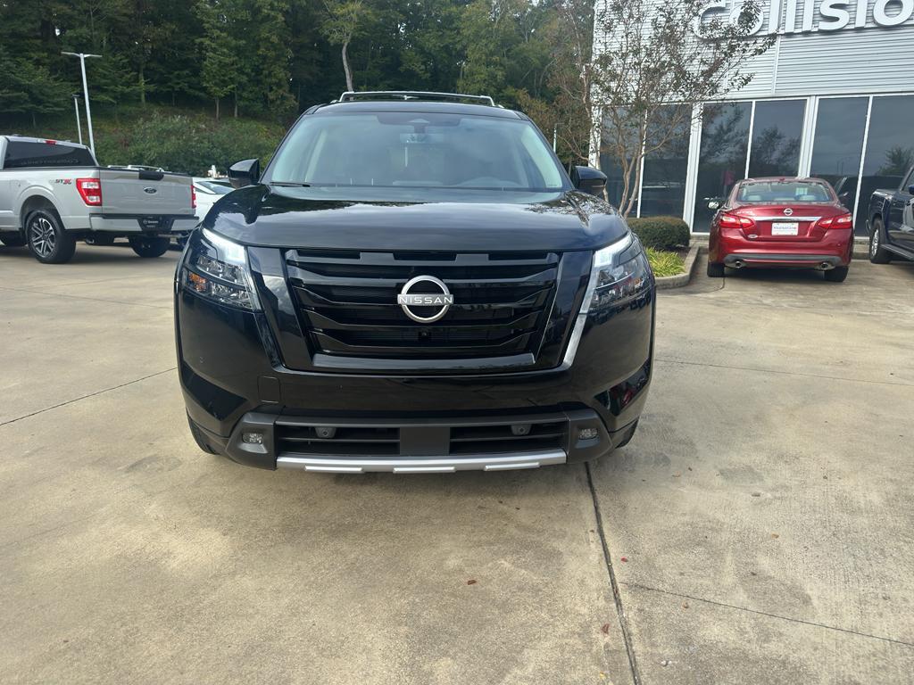 new 2025 Nissan Pathfinder car, priced at $44,990