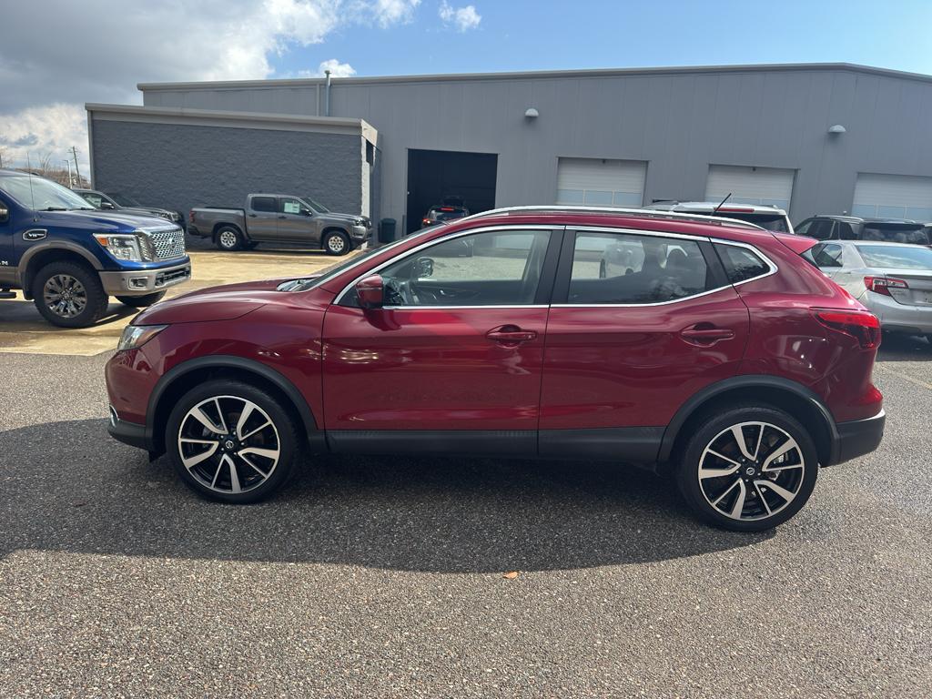 used 2019 Nissan Rogue Sport car, priced at $10,990