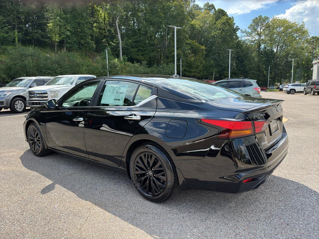 new 2025 Nissan Altima car, priced at $29,460