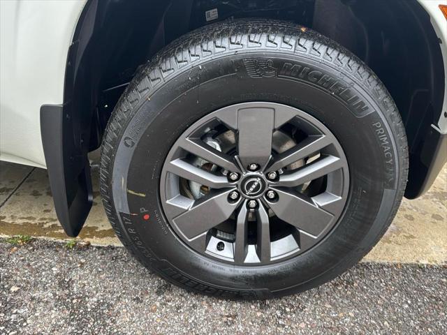 new 2025 Nissan Frontier car, priced at $39,682