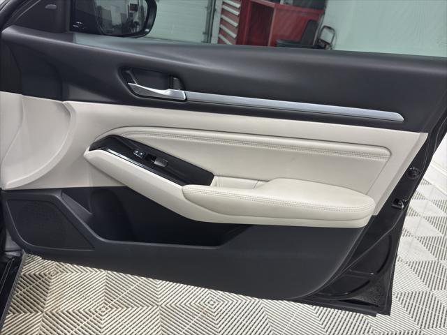 used 2023 Nissan Altima car, priced at $25,990