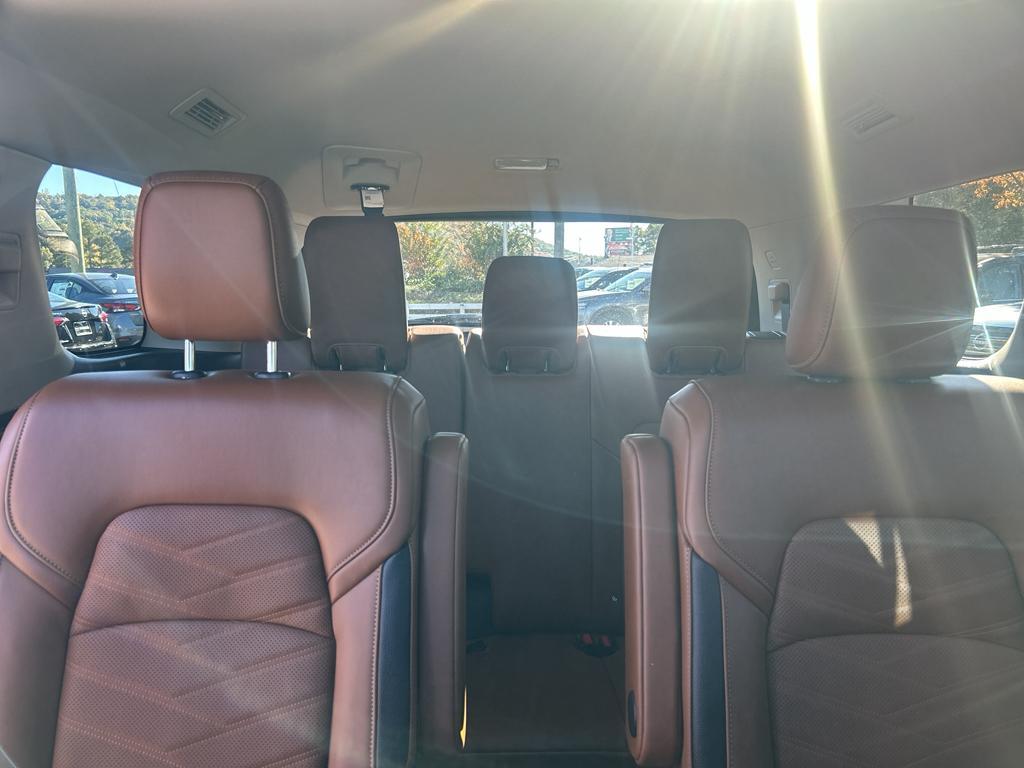 new 2025 Nissan Pathfinder car, priced at $52,830