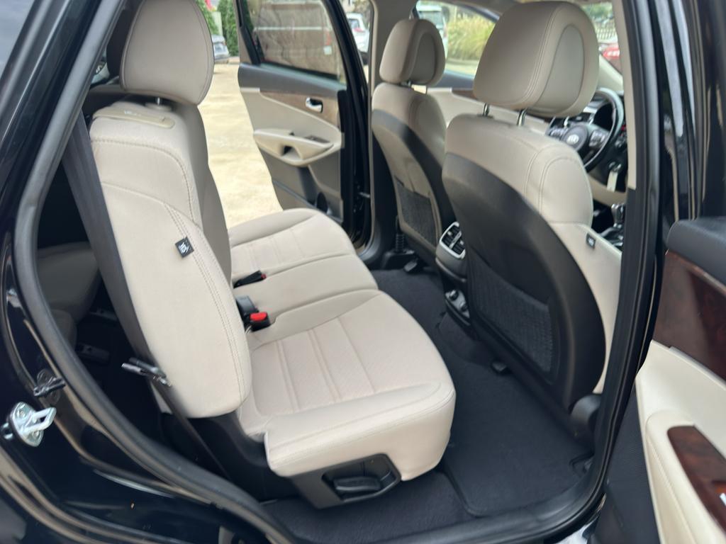 used 2016 Kia Sorento car, priced at $8,290