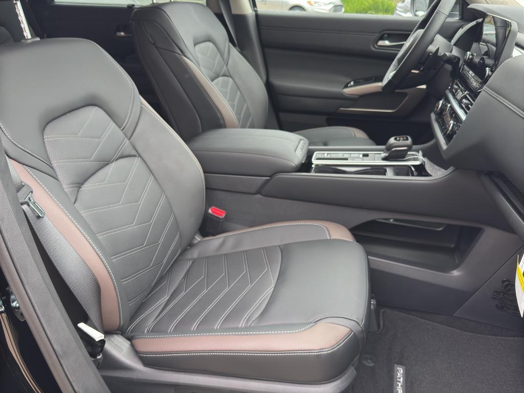 new 2025 Nissan Pathfinder car, priced at $50,835