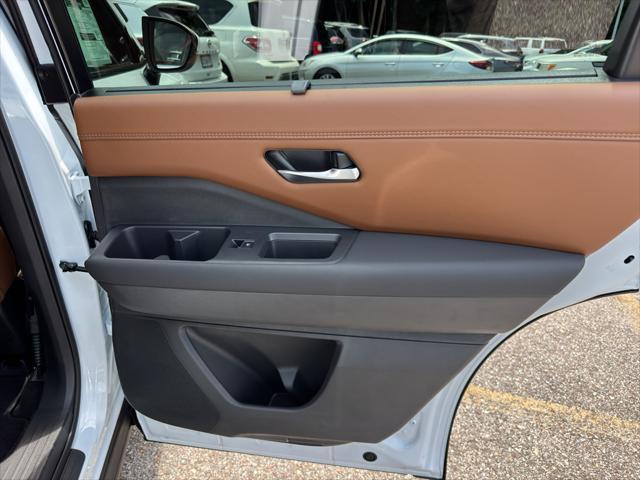 new 2025 Nissan Pathfinder car, priced at $52,060