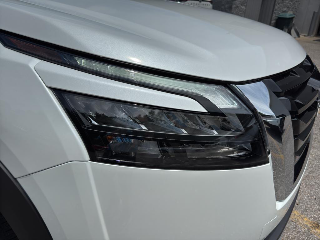new 2025 Nissan Pathfinder car, priced at $52,060