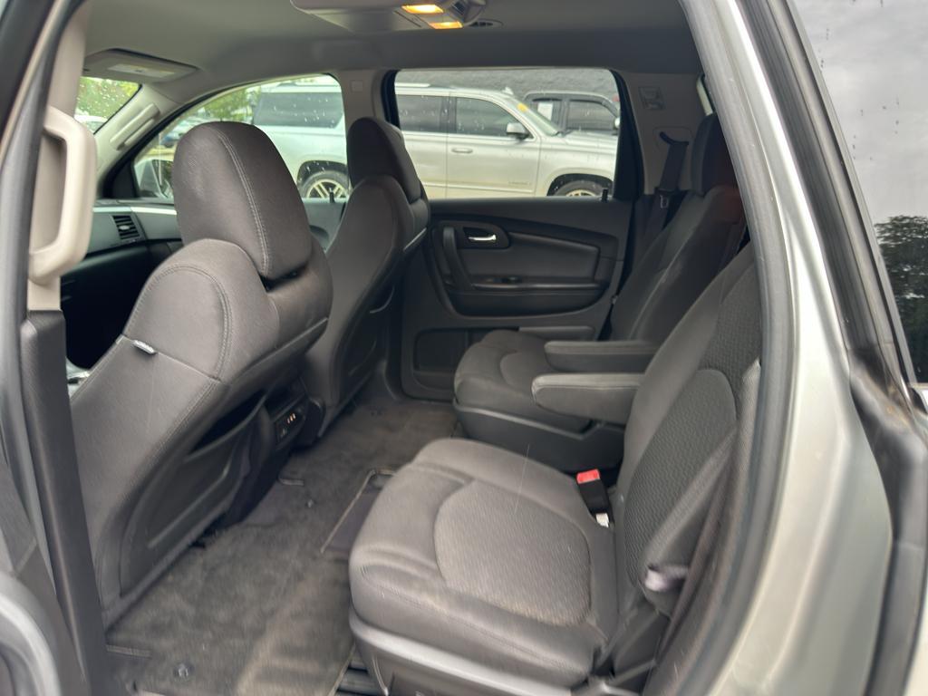 used 2011 Chevrolet Traverse car, priced at $4,990