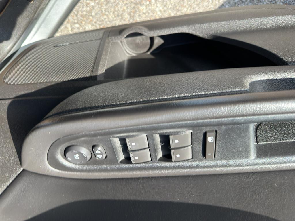 used 2011 Chevrolet Traverse car, priced at $4,990