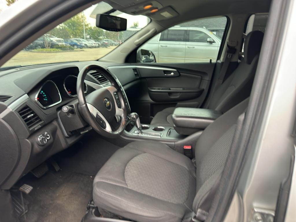 used 2011 Chevrolet Traverse car, priced at $4,990