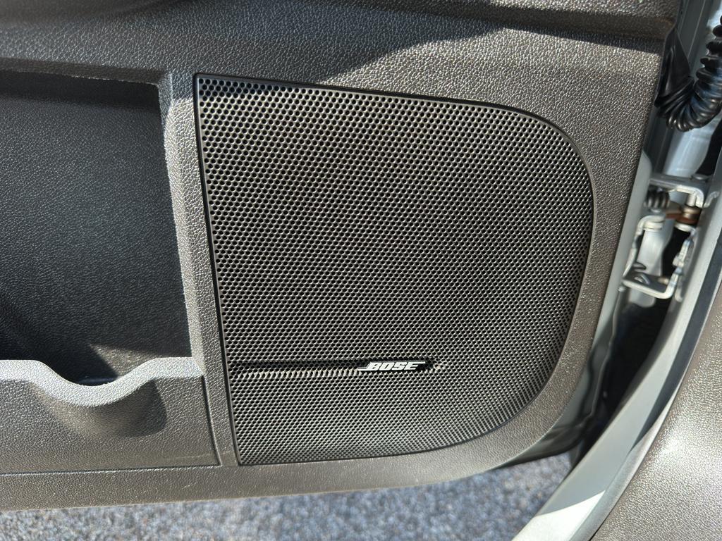 used 2011 Chevrolet Traverse car, priced at $4,990