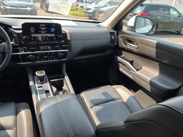 used 2022 Nissan Pathfinder car, priced at $31,990