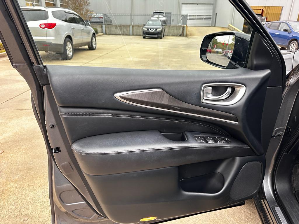 used 2018 INFINITI QX60 car, priced at $10,990