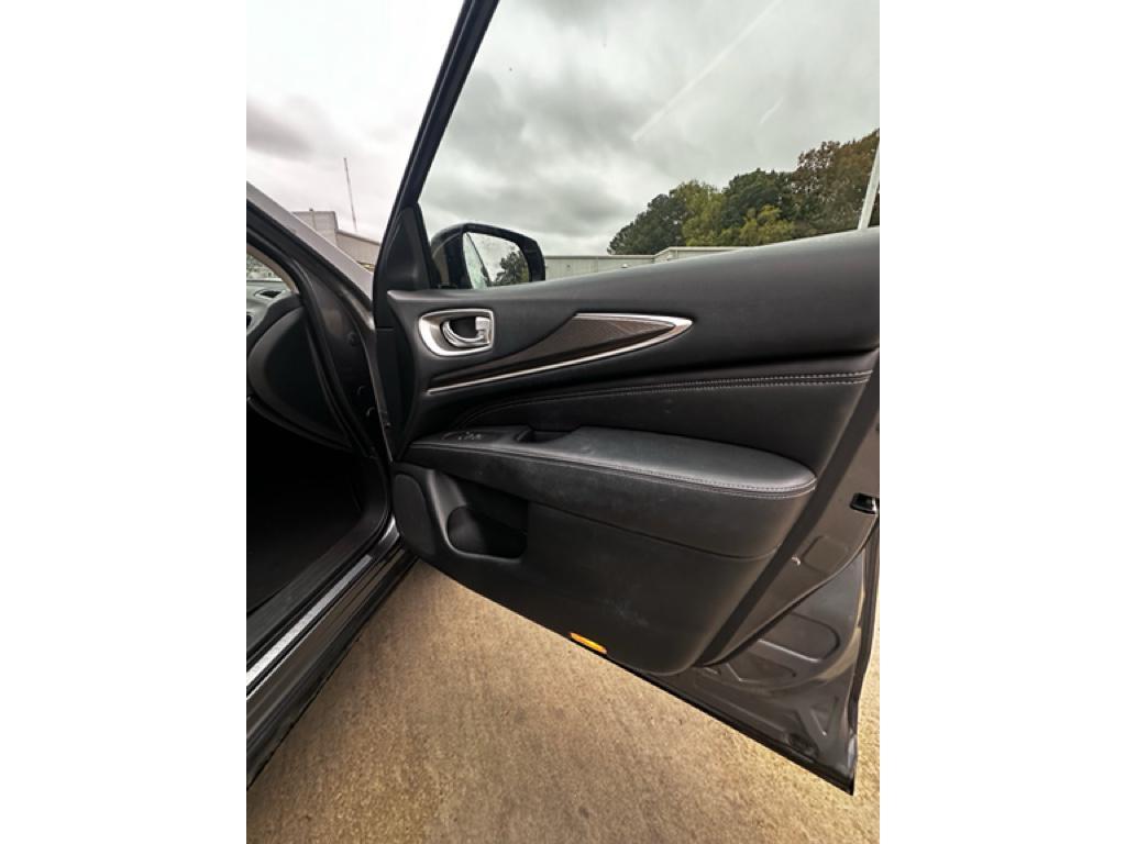 used 2018 INFINITI QX60 car, priced at $10,990