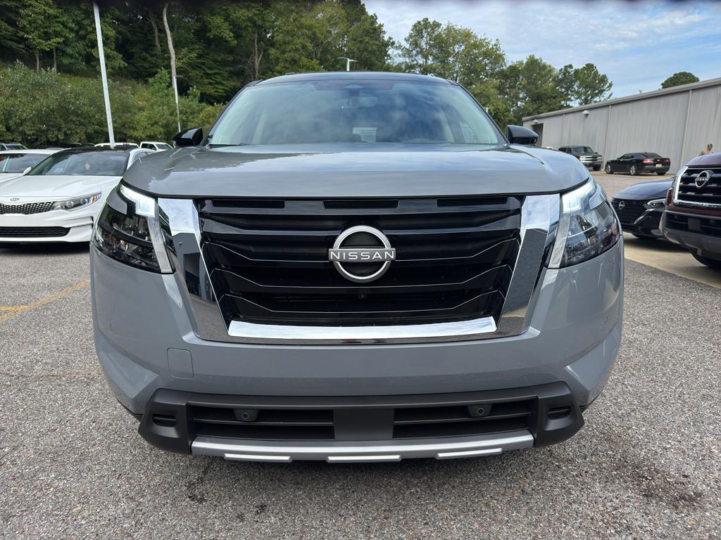 new 2025 Nissan Pathfinder car, priced at $51,300