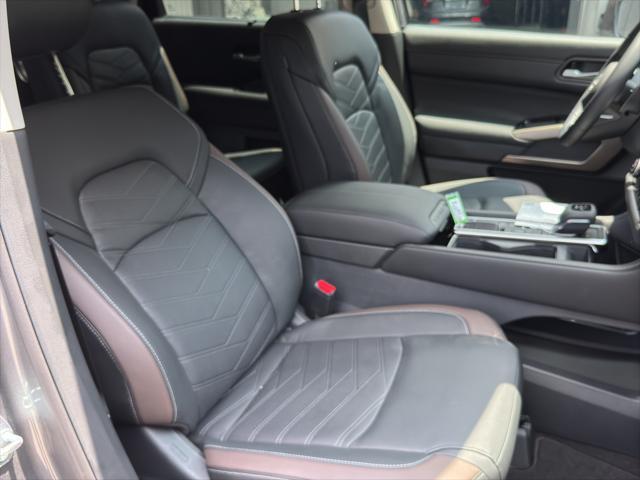 new 2025 Nissan Pathfinder car, priced at $51,610