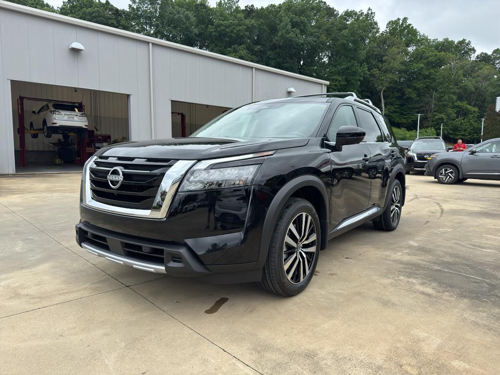 new 2025 Nissan Pathfinder car, priced at $50,835