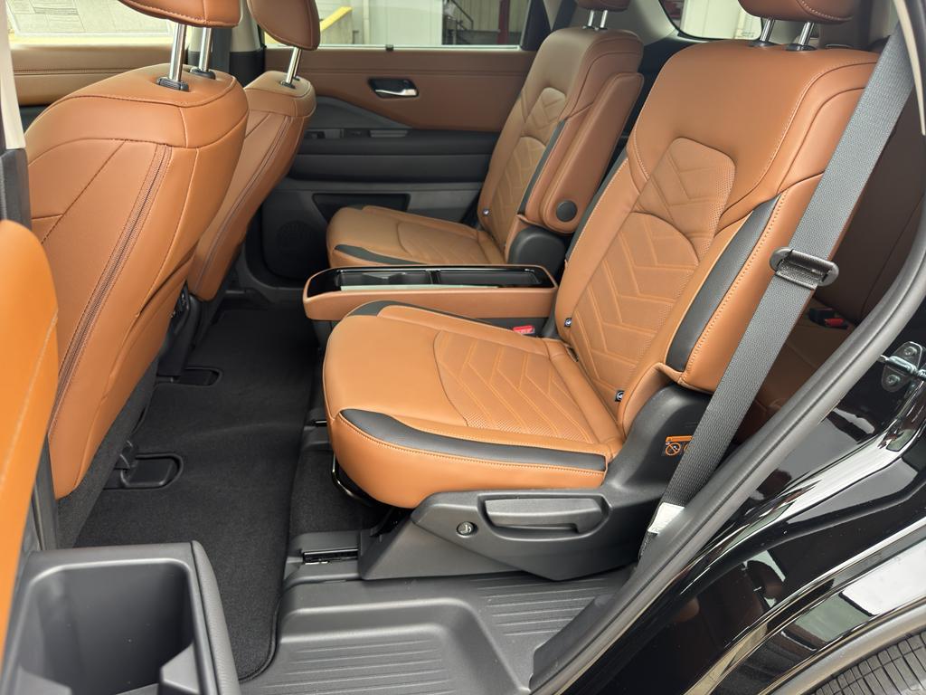new 2025 Nissan Pathfinder car, priced at $50,835