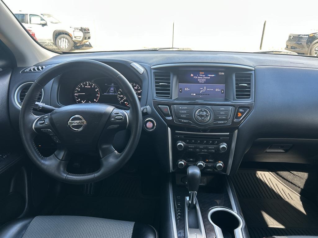used 2020 Nissan Pathfinder car, priced at $18,399