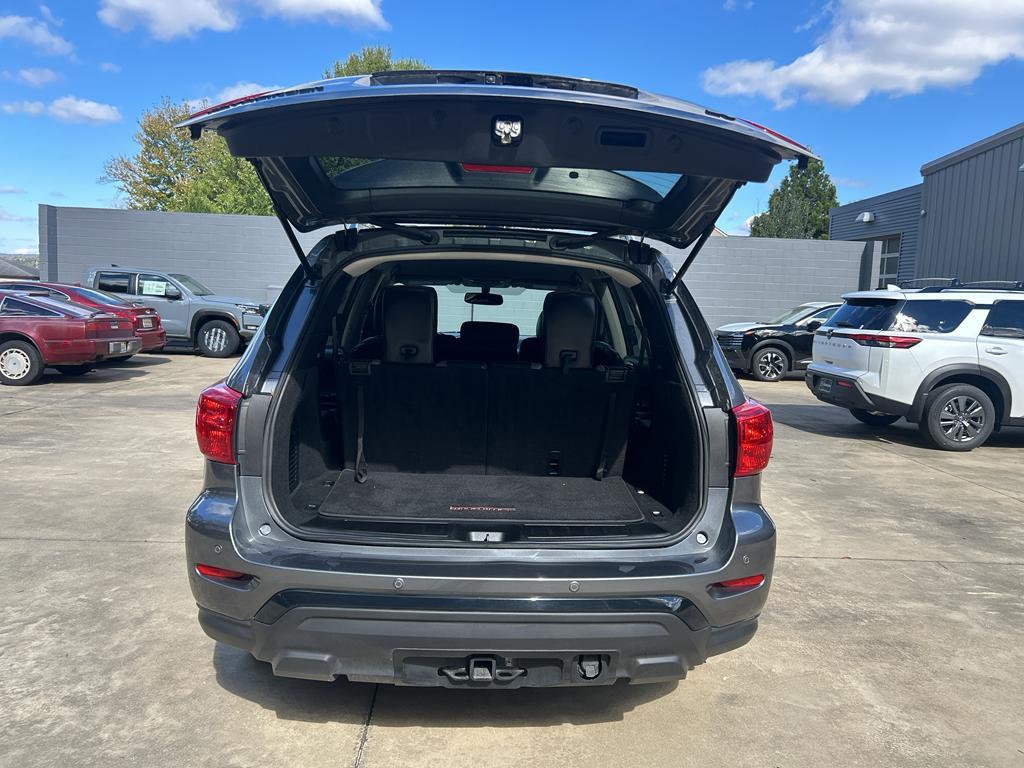 used 2020 Nissan Pathfinder car, priced at $18,399