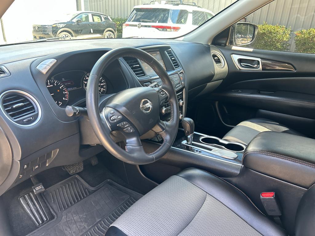 used 2020 Nissan Pathfinder car, priced at $18,399