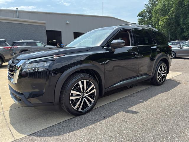 new 2025 Nissan Pathfinder car, priced at $52,035