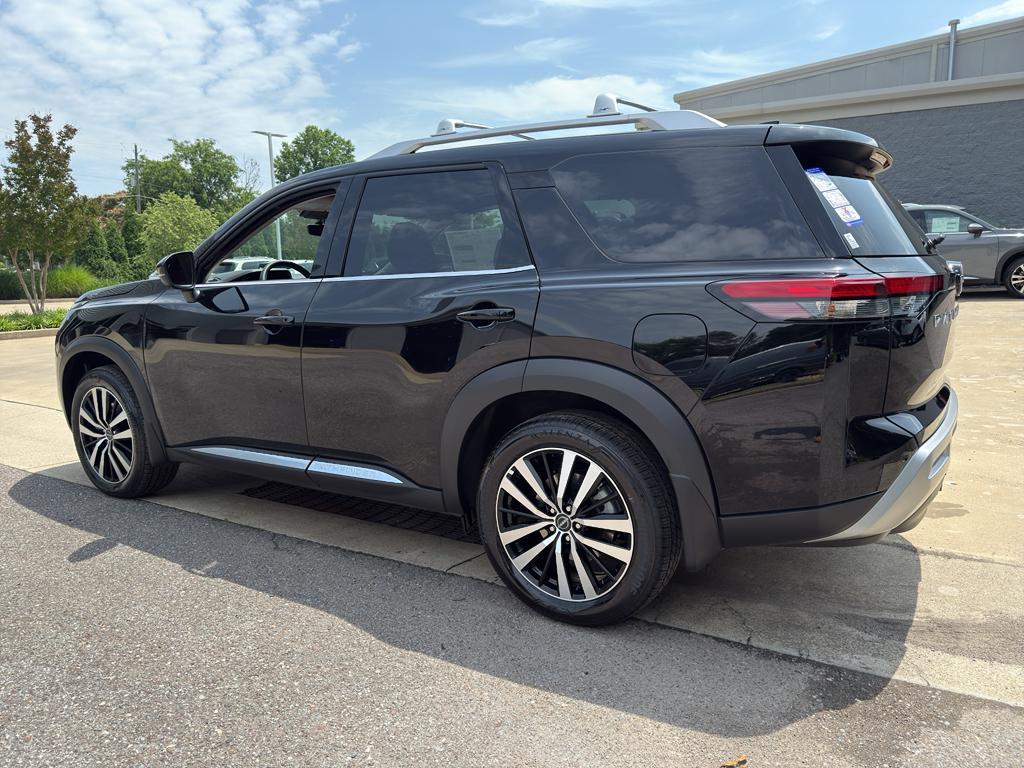 new 2025 Nissan Pathfinder car, priced at $50,835