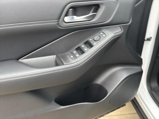 new 2025 Nissan Rogue car, priced at $34,890