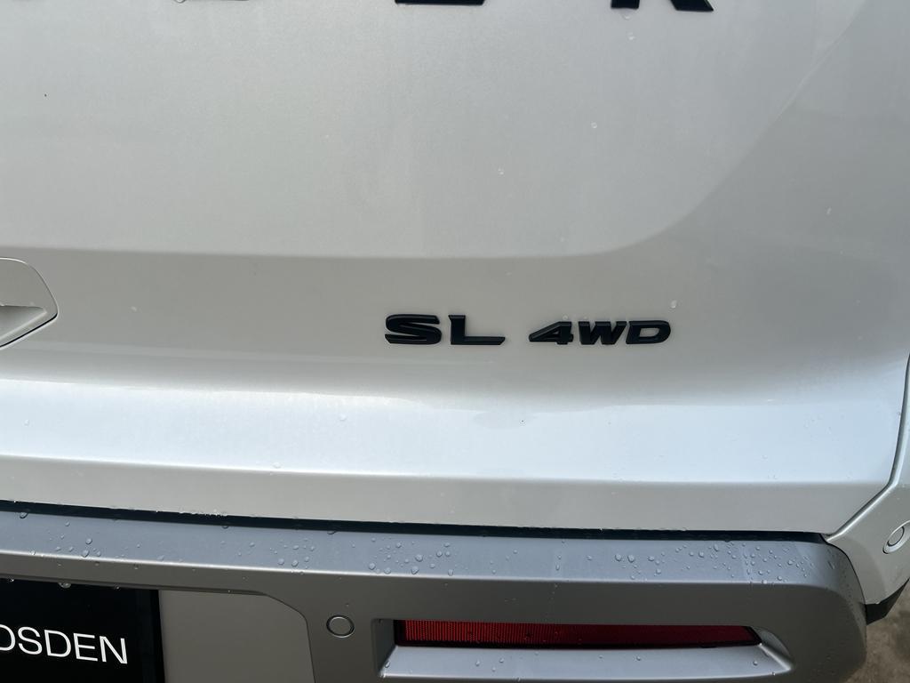 new 2025 Nissan Pathfinder car, priced at $44,990