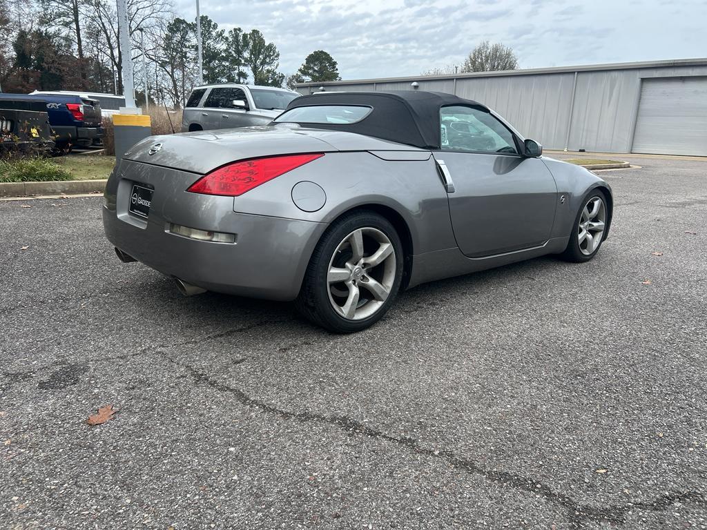 used 2008 Nissan 350Z car, priced at $10,900