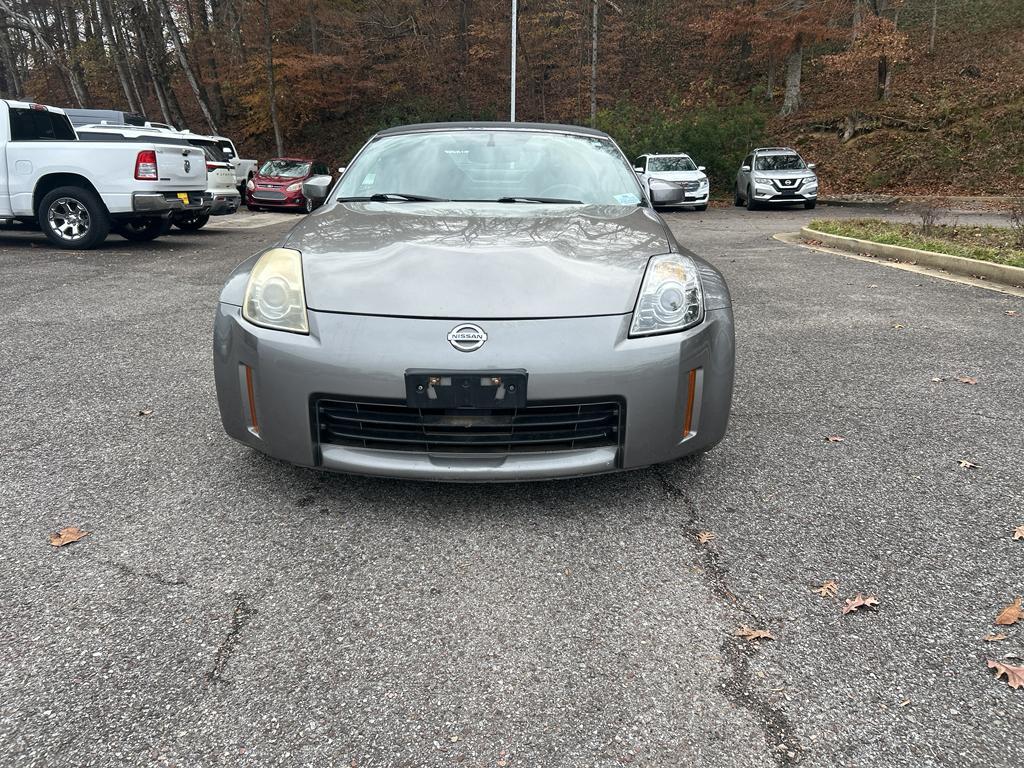 used 2008 Nissan 350Z car, priced at $10,900