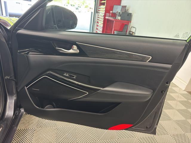 used 2017 Kia Cadenza car, priced at $13,990