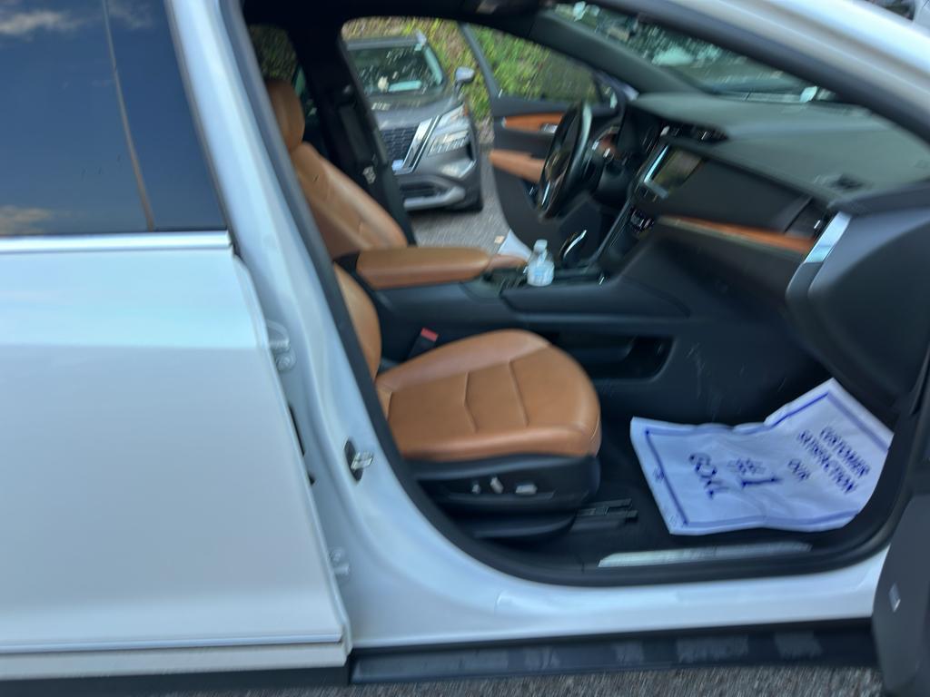used 2020 Cadillac XT5 car, priced at $21,990