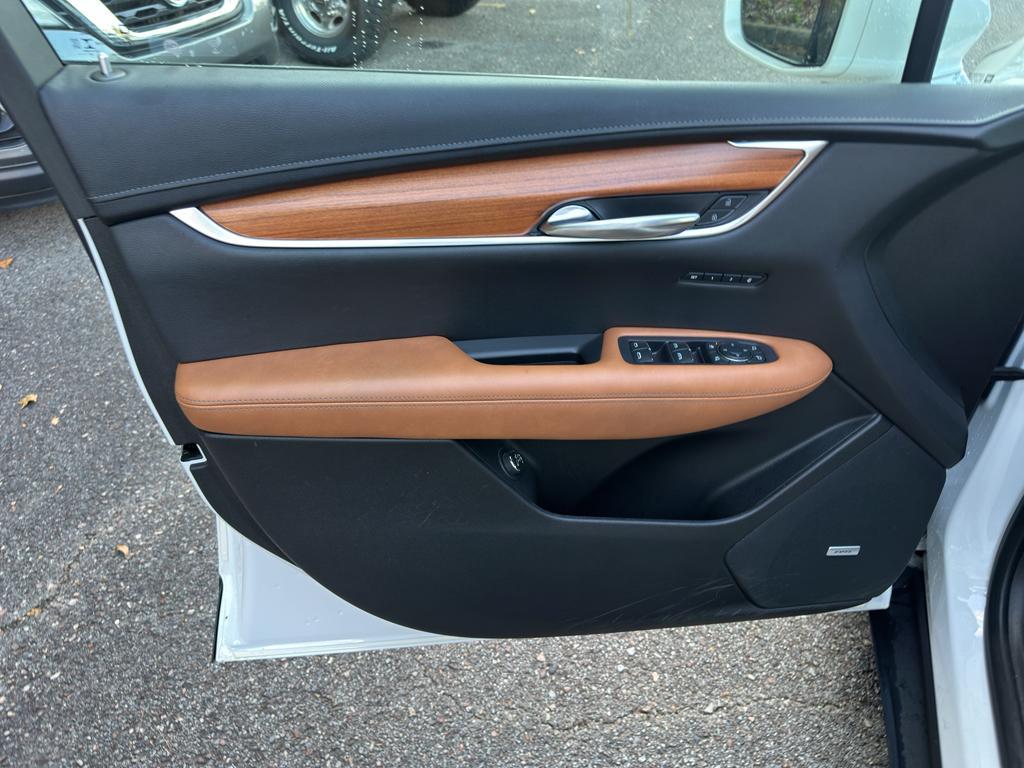 used 2020 Cadillac XT5 car, priced at $21,990